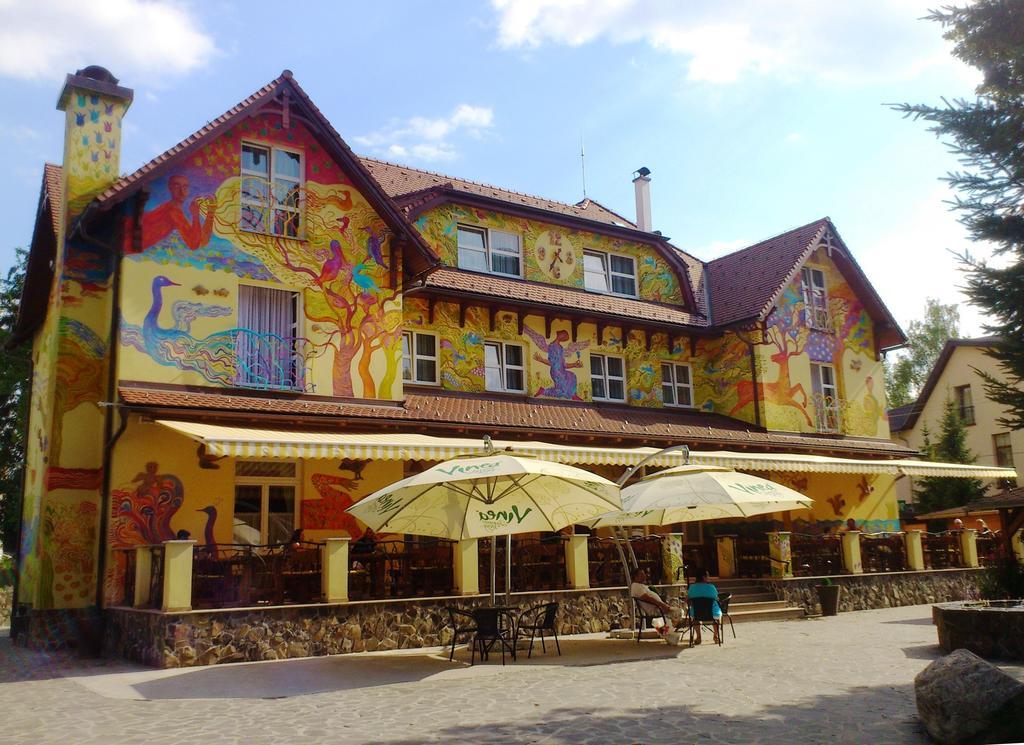 Hotel Encian Rajecké Teplice Εξωτερικό φωτογραφία